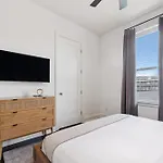 Neon Daes Amazing 1 Bedroom Near Vandy And Broadway Holiday home *