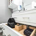 Downtown River Views Pool Parking Apartment *