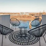 Holiday home Luxury 2-bd, 2-bth Downtown Riverfront, Park Free