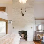 Historic Gem: 4 Bedroom With Pool, Walk To Hotspots