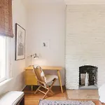 Historic Gem: 4 Bedroom With Pool, Walk To Hotspots Holiday home Nashville