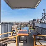 Boutique On Riverfront- Park Free *