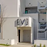 Boutique Condo On Nashville Riverfront- Park Free