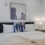 Holiday home Boutique On Riverfront- Park Free *