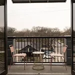 Aparthotel Heart Of 12 South, Balcony , Park Free - #8