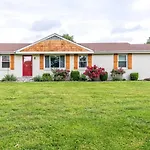 Oasis Of Nashville, With A Pool And Hot Tub !