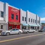 Boutique Studio In Heart Of Dynamic 12 South #203