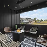 Holiday home Two Adjacent Homes By 12 South And Belmont That Sleeps 24 Nashville