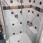 Eclectic Pet Friendly In East * Nashville