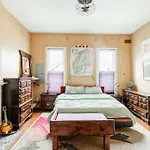 Holiday home Eclectic Pet Friendly In East *