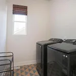 4 Bdr For 12 W Rooftop Deck & Firepit Holiday home