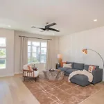 Holiday home 4 Bdr For 12 W Rooftop Deck & Firepit