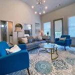 Dual Nashville - 1 Mile From Dt Nash & Farmers Market