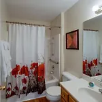 Holiday home Delightful Duplex - Steps Away From Tsu Nashville