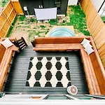 Glamorous 3 Bdr In East - Pet Friendly * Nashville