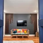 Glamorous 3 Bdr In East - Pet Friendly Holiday home *