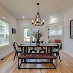 Sleek & Convenient East Nashville