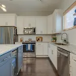 Luxury 3 Bed Close To Downtown Nashville