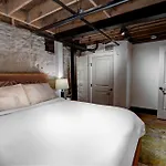 2 Separate Units With Exclusive Access To Club Holiday home *
