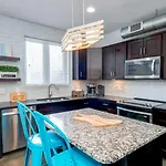Holiday home Modern 2 Bdr Townhome Minutes From Downtown Nashville