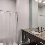 Stylish Loft Near Centennial Park Holiday home Nashville