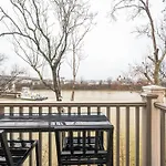 2 Bdr Riverfront Living In Downtown * Nashville