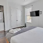 Electric Geometric - Fit For 4