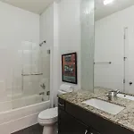 1 Bdr Loft Near The Parthenon *