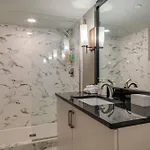 Riverfront Family Loft For 4 *