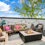 Boho Townhome For 12 Close To Dt Holiday home
