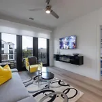 West End Getaway For 5 With Pool Holiday home *
