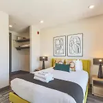 Gorgeous For 8 With Rooftop & Gym Near Dt Apartment Nashville