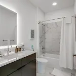 Eve Apartment *