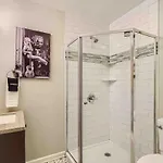 Winedown In Music Free Park Pool View Apartment *