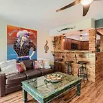 Apartment Winedown In Music Free Park Pool View Nashville