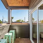The Dolly House 8br Sleeps 24 5min To Dt *