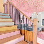 The Dolly House 8br Sleeps 24 5min To Dt Holiday home