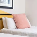 Music Row 2br - 2 Bath Sleeps 12 Apartment *