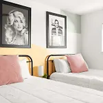 Music Row 2br - 2 Bath Sleeps 12 Apartment