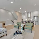 Music Mansion 2 Miles To Broadway - 13 Beds Holiday home Nashville