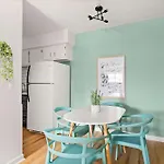 Dolly's Oasis On Music Row Apartment *