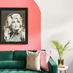 Amazing Dolly *