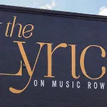 Relaxing Dolly On Music Row