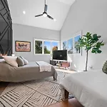 Rooftop Lounge 2 Miles From Broadway * Nashville