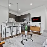 Stylish Midtown Near Vanderbilt & Parthenon
