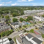 Holiday home Nash Urban Oasis With Rooftop And Modern Amenities Nashville