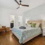 Nash Urban Oasis With Rooftop And Modern Amenities *