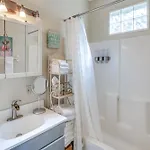 Spacious Retreat W/ Yard: Wfh Friendly! Nashville