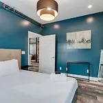 Apartment Modern Getaway Near Vandy Nashville