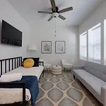 Apartment 28th Ave Haven Near Everything